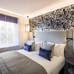 Hotel Coral Covee Near Delhi Airport By Gross Group