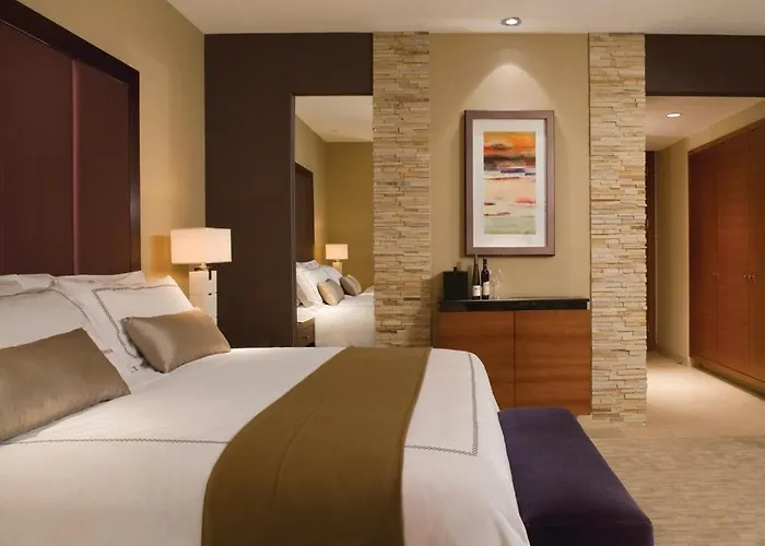 Hotel Coral Covee Near Delhi Airport By Gross Group