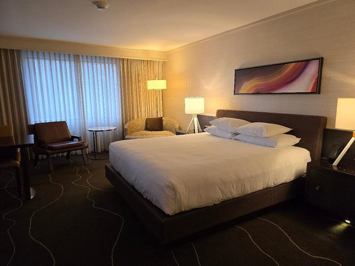 Hotel Coral Covee Near Delhi Airport By Gross Group 3*